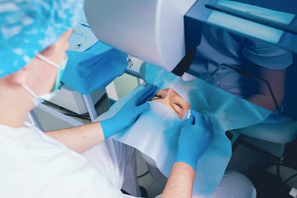 laser yeux effets secondaires laser yag yeux operation oeil laser centre ophtalmologique longjumeau docteurs champion et smadja ophtalmo 91